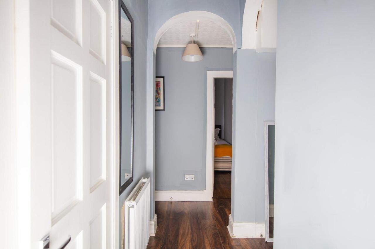 Super Central 4Bedroom Apartment At The Meadows 에든버러 외부 사진